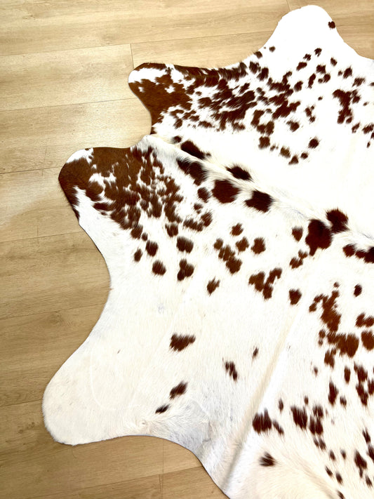 PREMIUM COWHIDE RUG - 0625