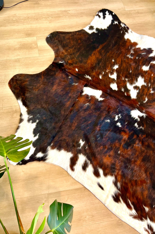 PREMIUM COWHIDE RUG - 0725